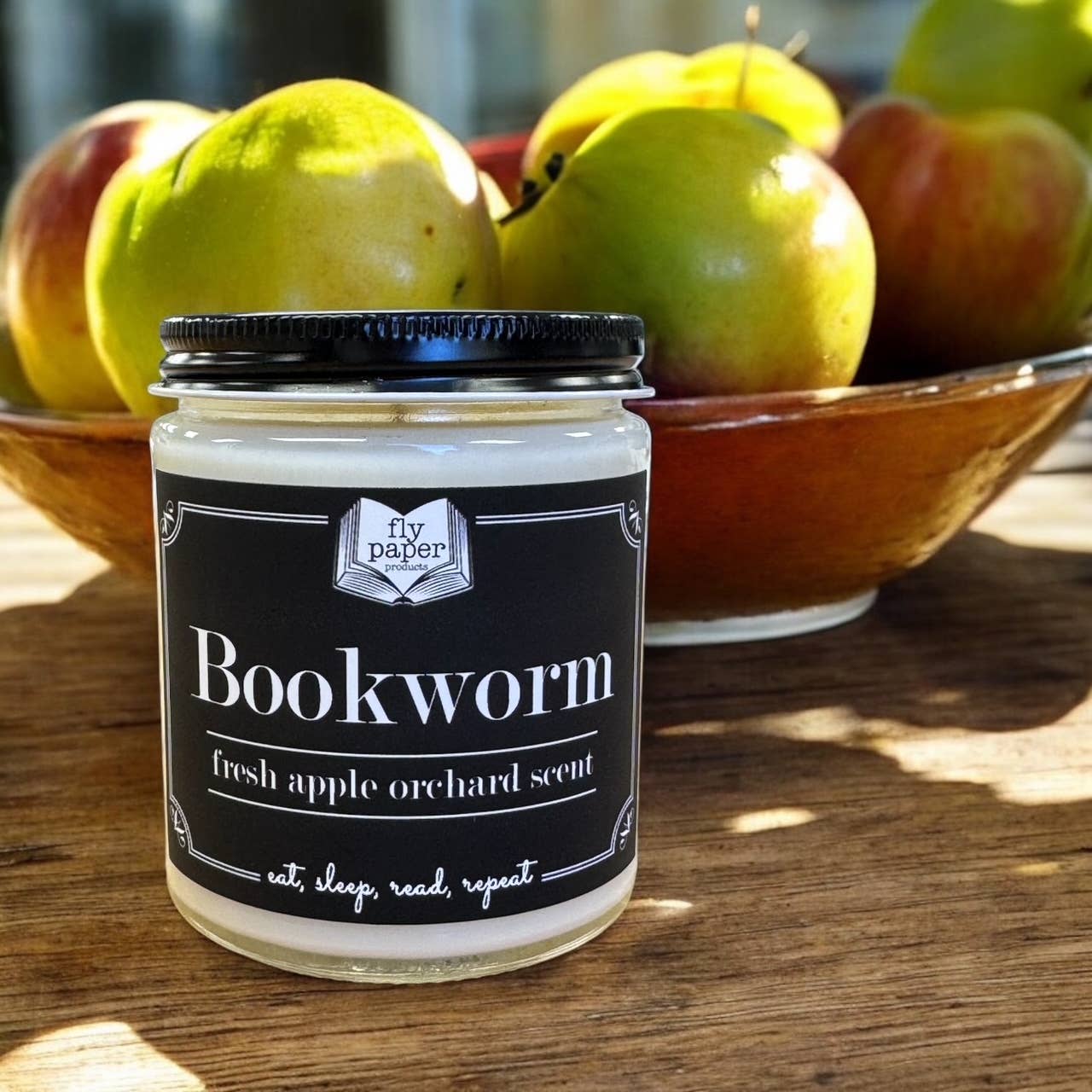 Bookworm 9oz Candle Fresh Apple Orchard Scent