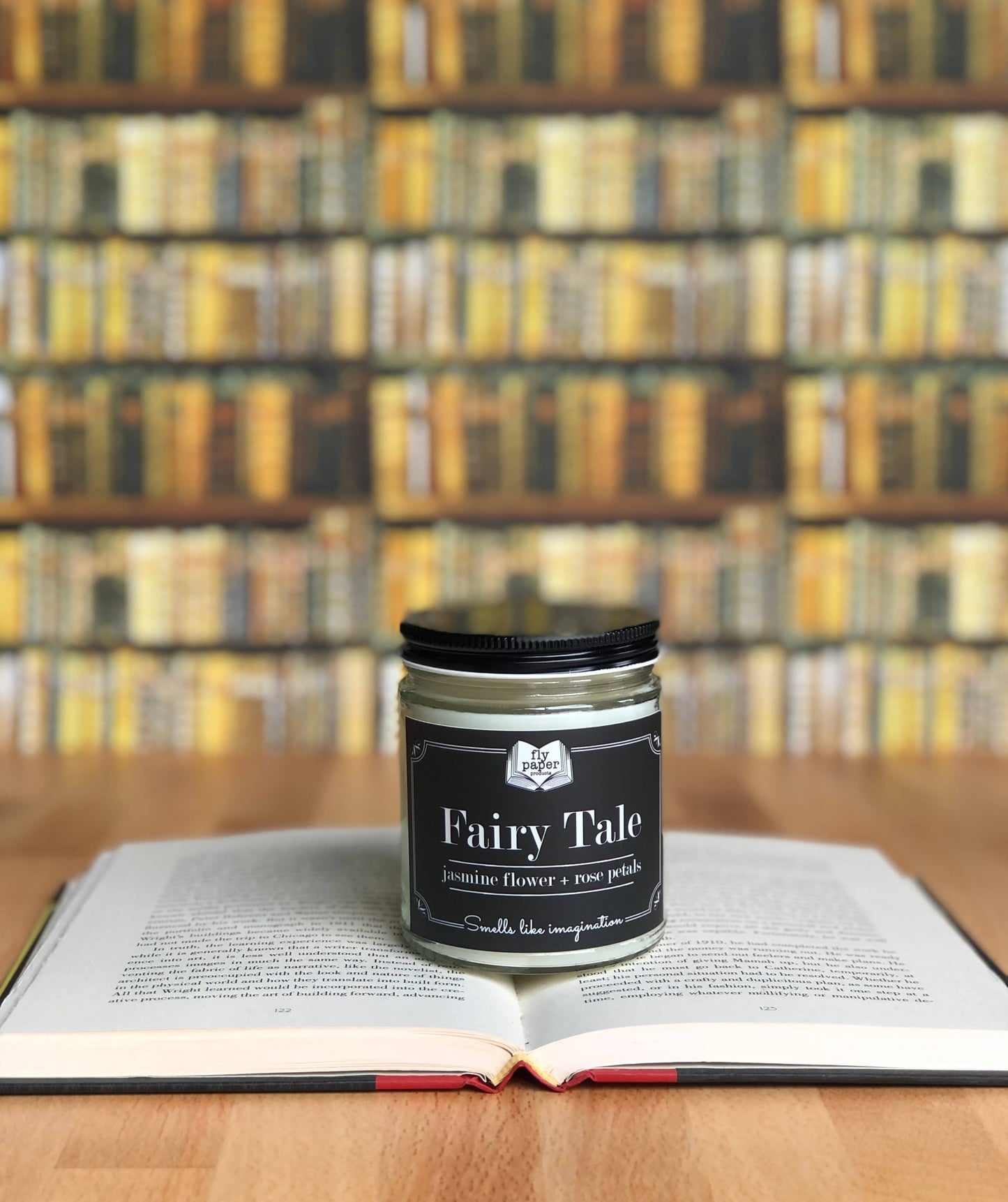 Fairy Tale 9oz Candle Jasmine Flower + Rose Petals