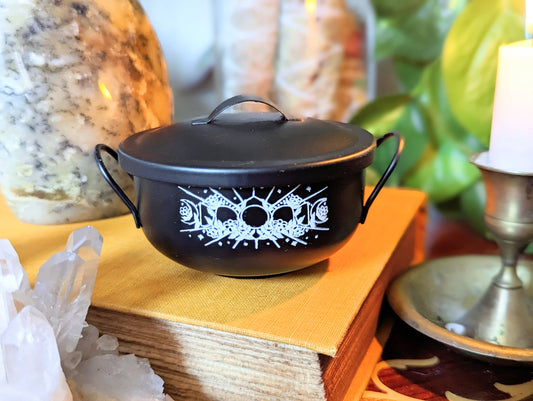 Mystic Cauldron - Iron, Potion, Spell, Magic, Ritual, Altar