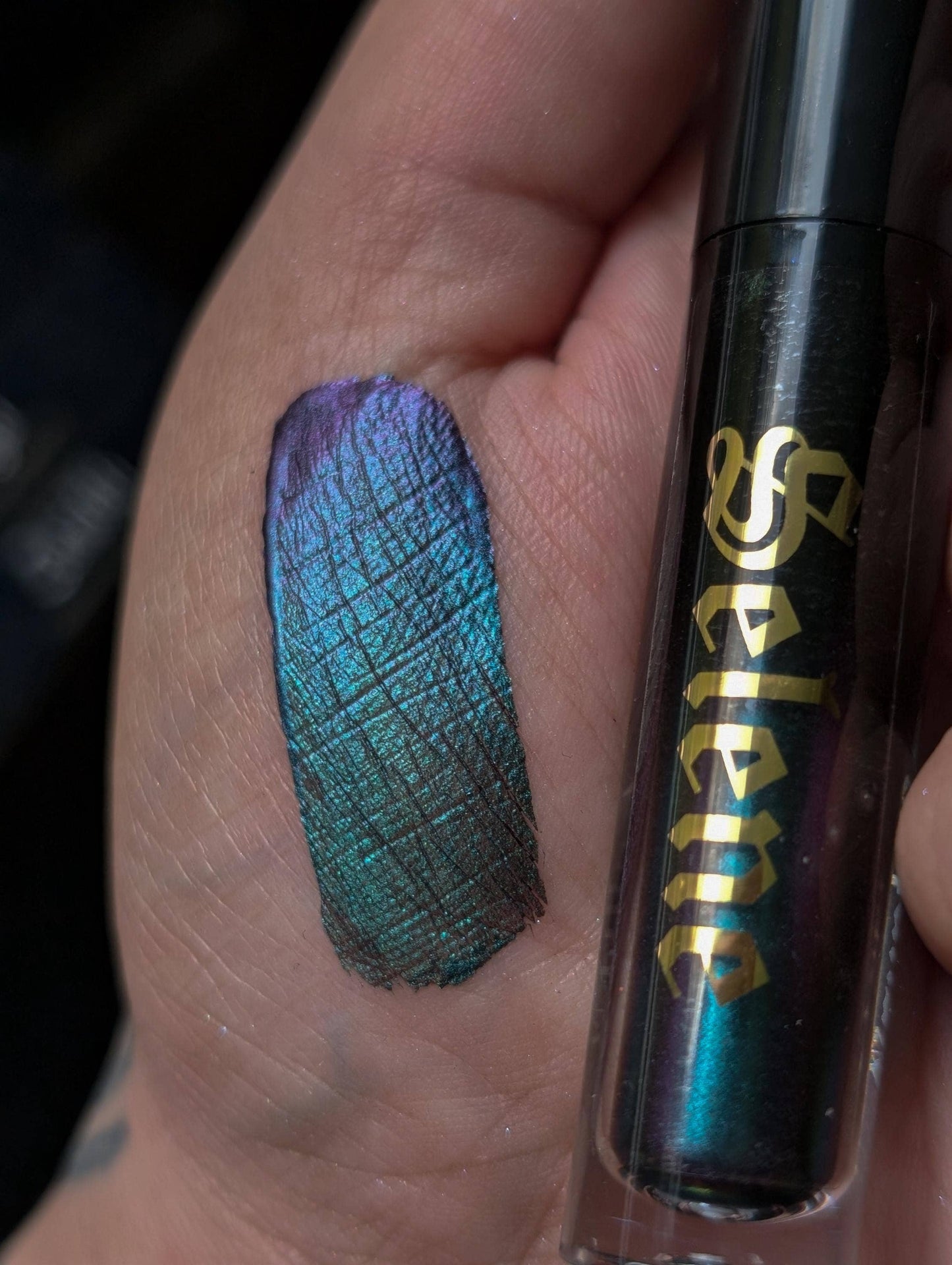 SELENE - Duochrome liquid eyeshadow