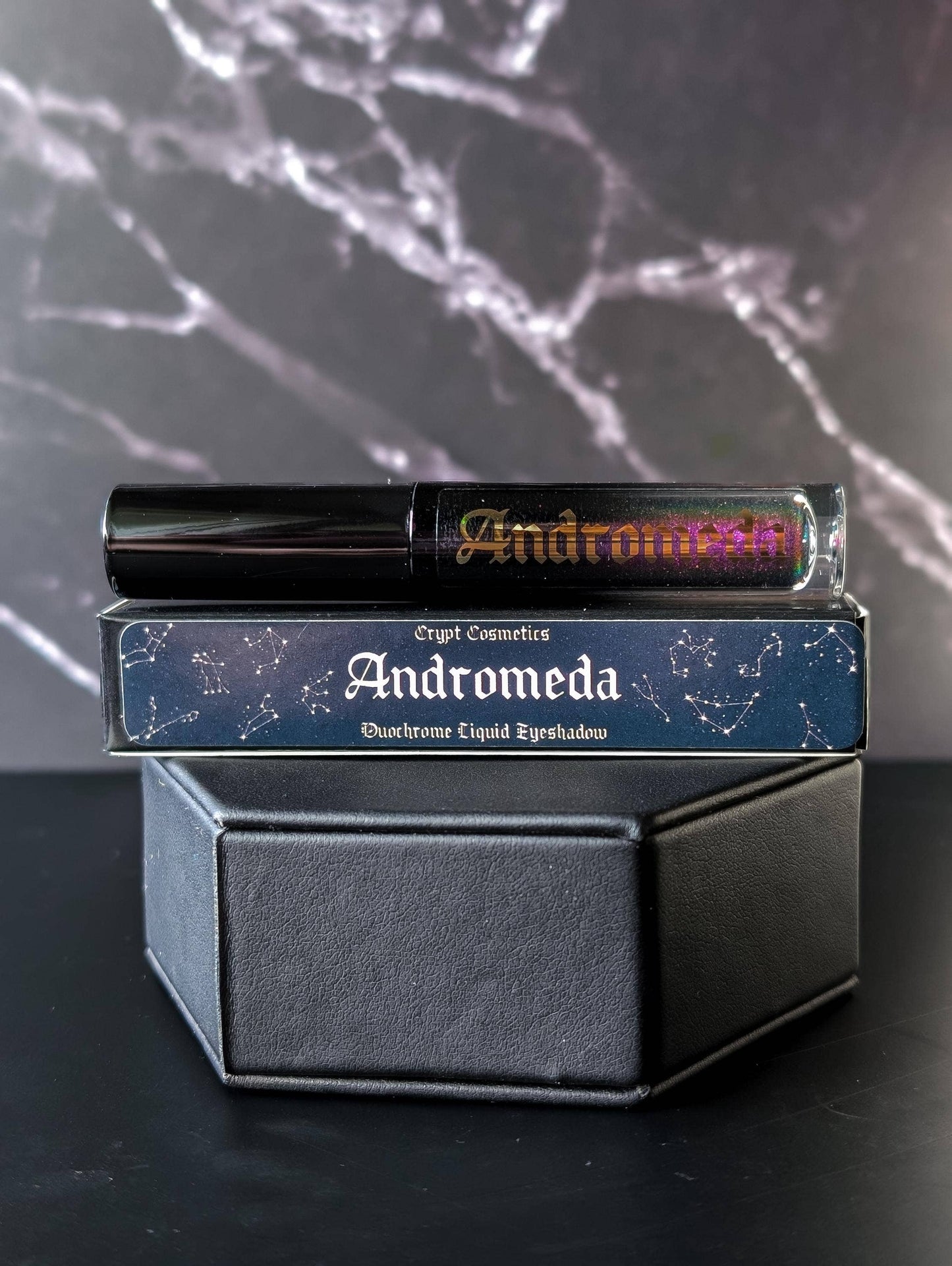 ANDROMEDA - Duochrome liquid eyeshadow