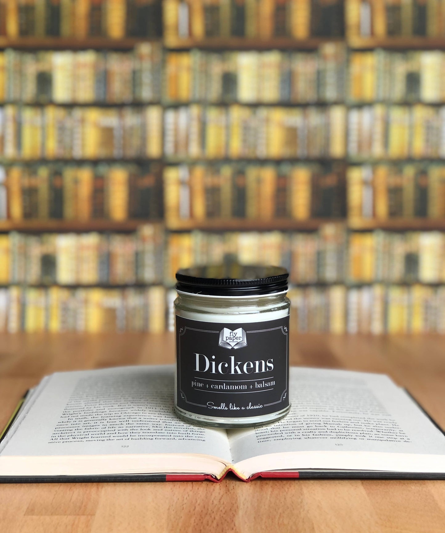 Dickens 9oz Candle Pine + Cardamom + Balsam