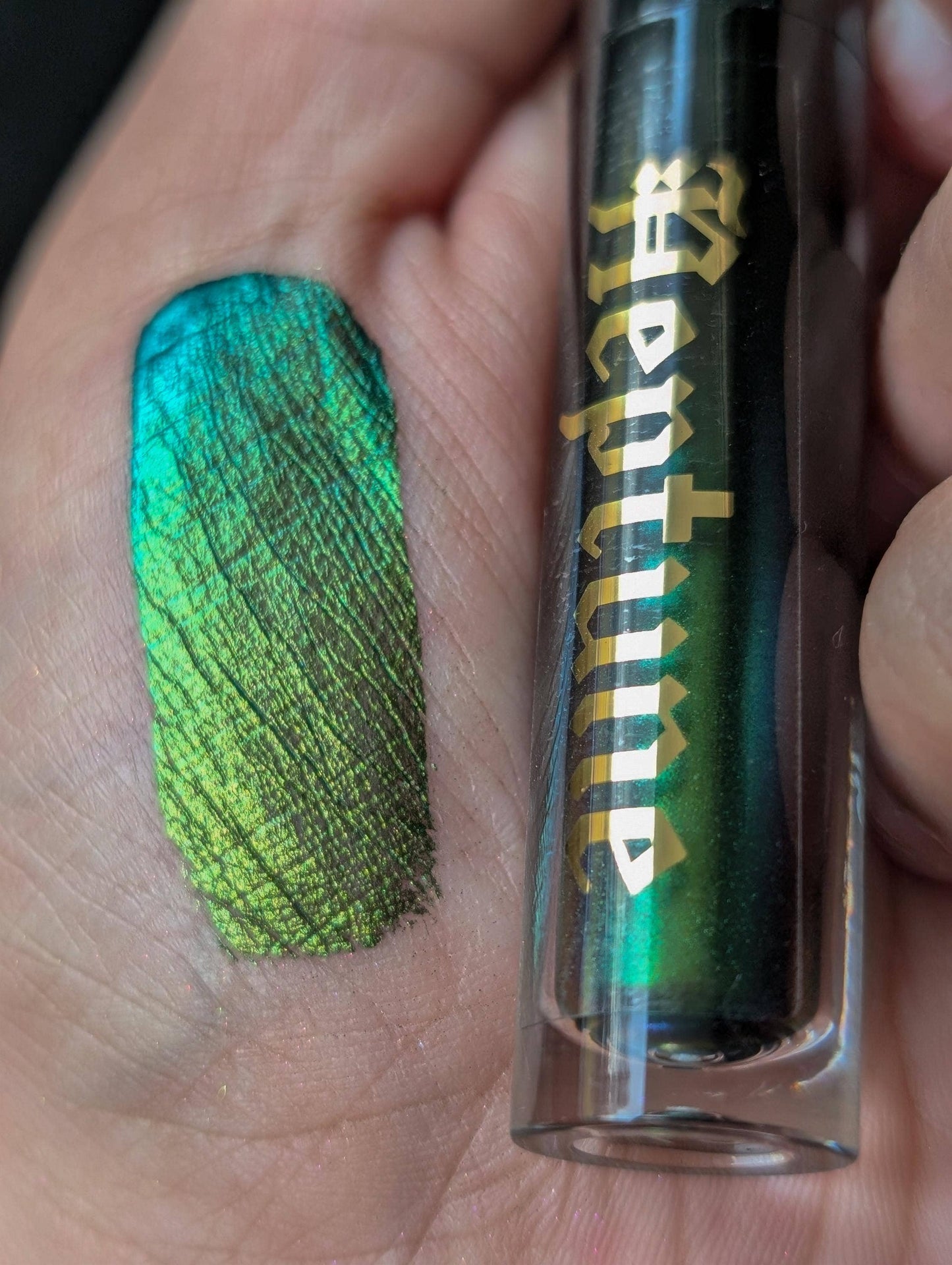 NEPTUNE - Duochrome liquid eyeshadow