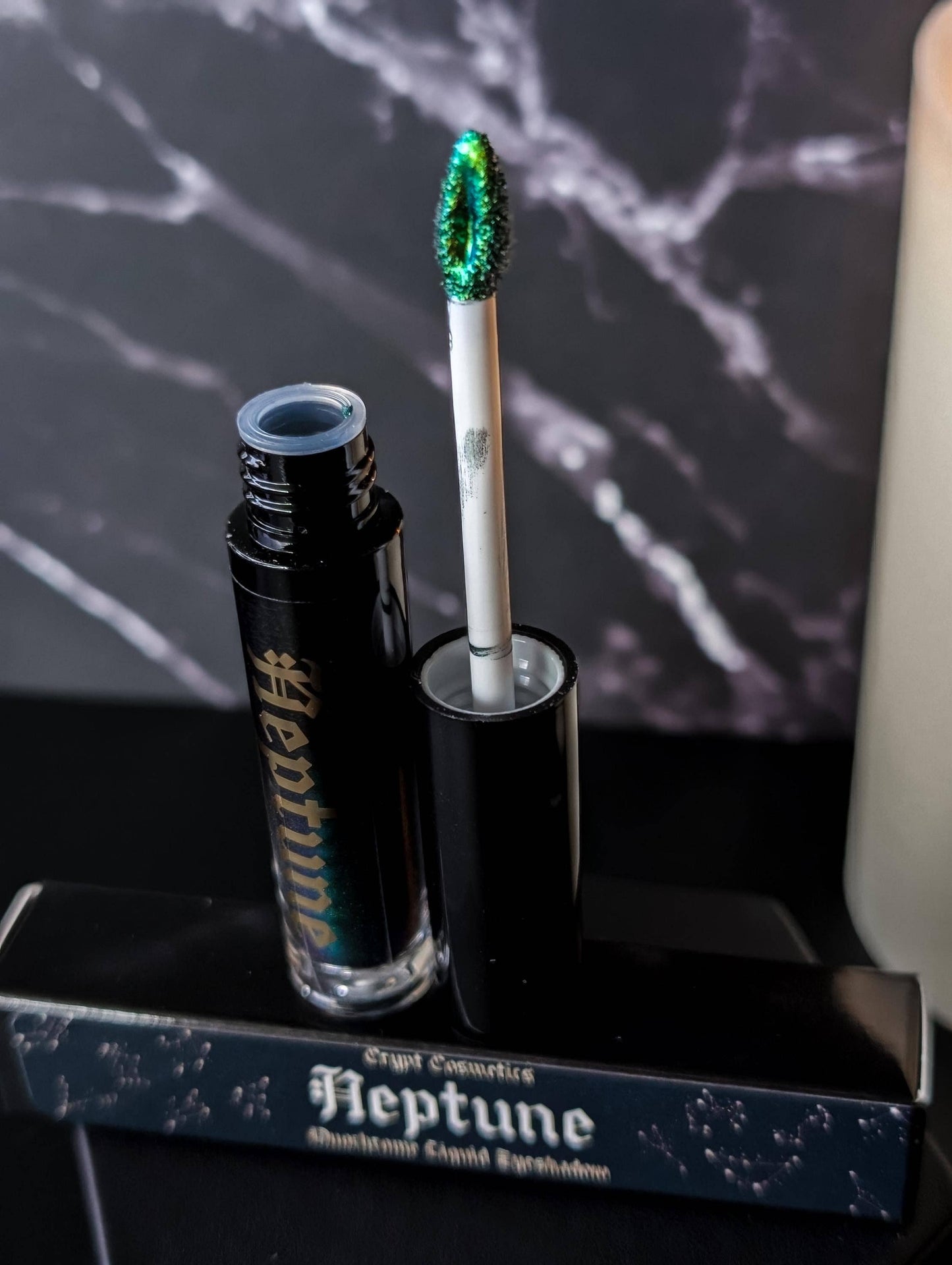 NEPTUNE - Duochrome liquid eyeshadow