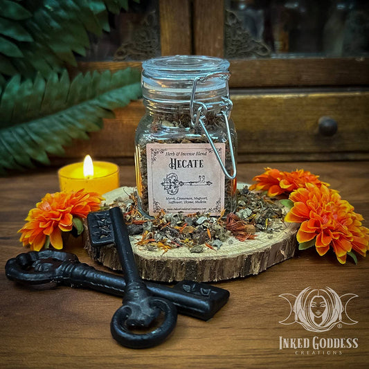 Hecate Herb Blend for Crossroads Magick, Prophecy & New Beginnings