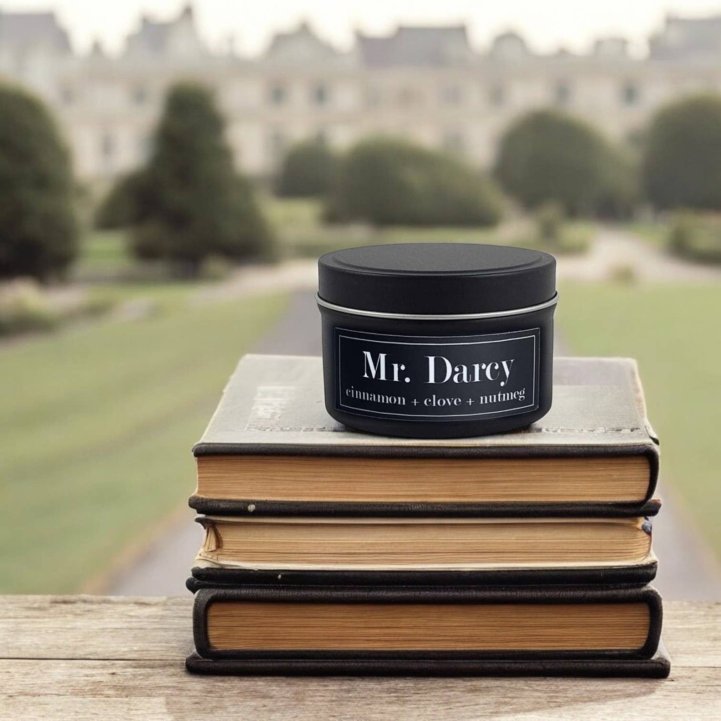 Mr Darcy 4oz Candle - Cinnamon + Clove + Nutmeg
