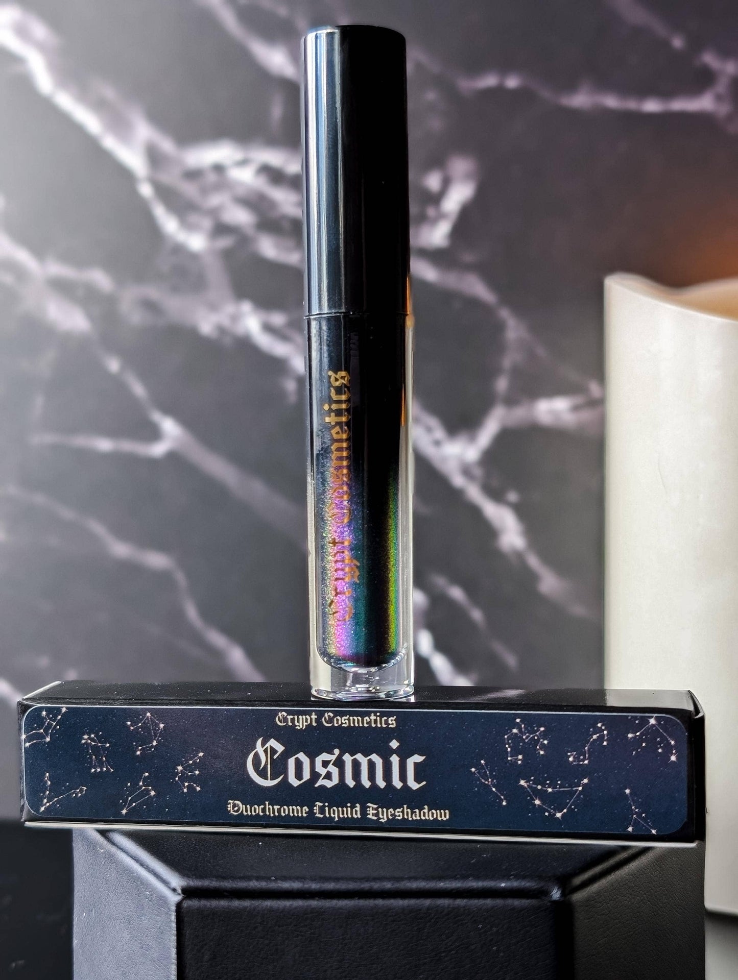 COSMIC - Duochrome liquid eyeshadow