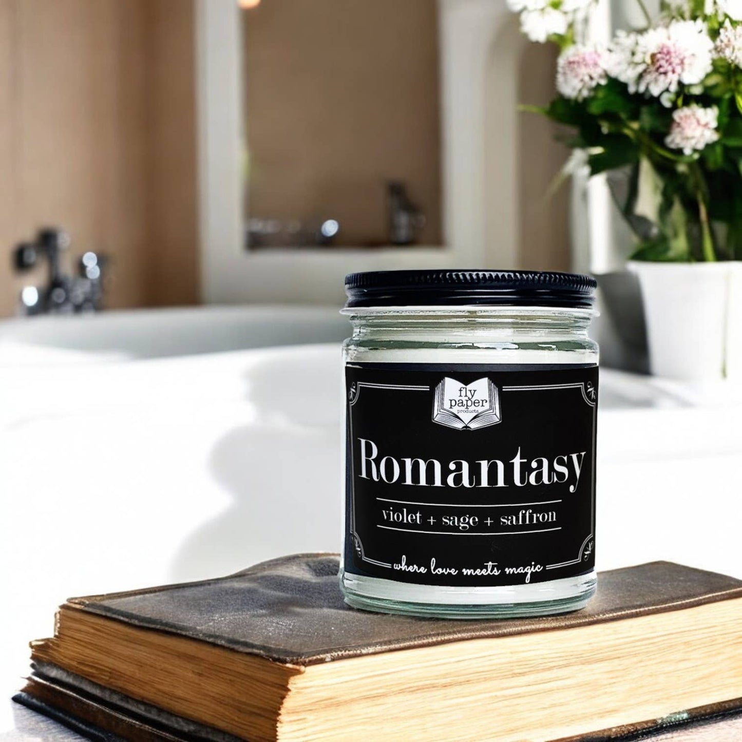 Romantasy 9oz Candle Violet + Sage + Saffron