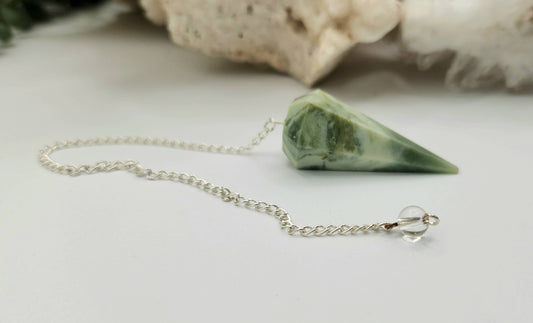Serpentine Pendulum w/Silver Plated Chain